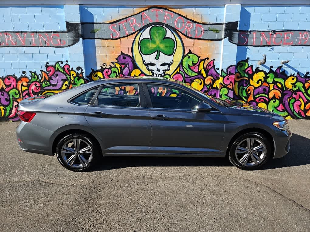 2022 Volkswagen Jetta 1.5T SE photo 3