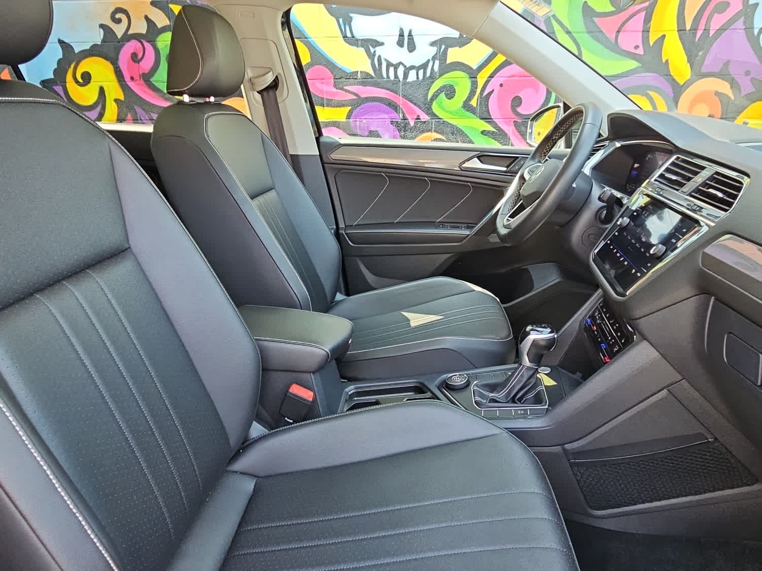 2022 Volkswagen Tiguan SE photo 4