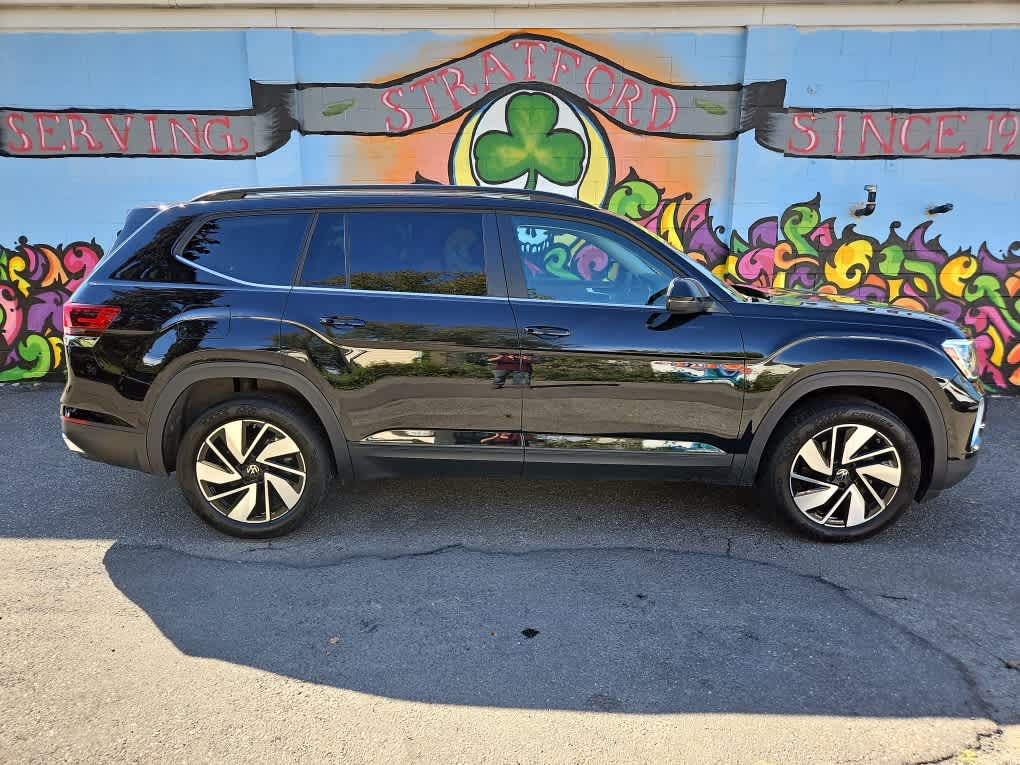 2024 Volkswagen Atlas SE Technology photo 3
