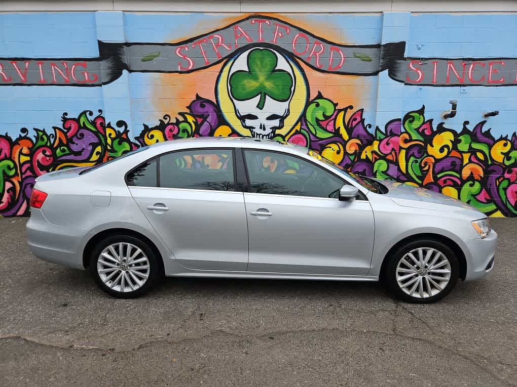 2013 Volkswagen Jetta 2.5L SEL photo 3