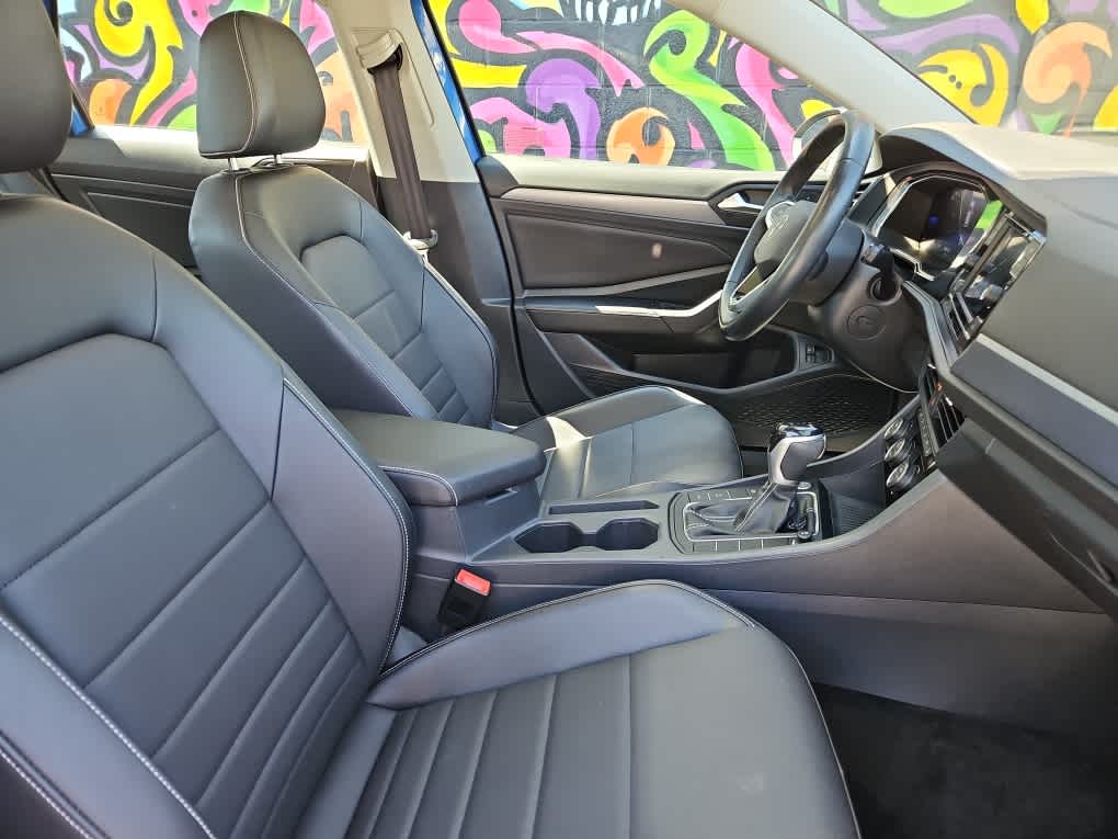 2023 Volkswagen Jetta 1.5T SE photo 4
