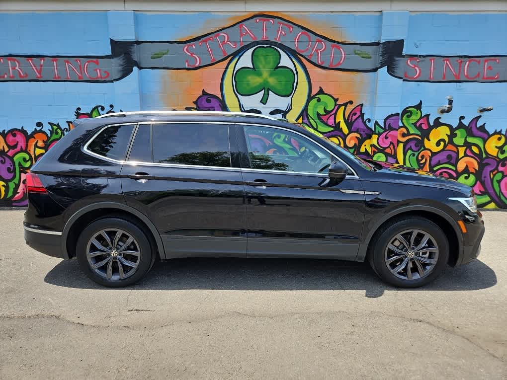2022 Volkswagen Tiguan SE photo 3