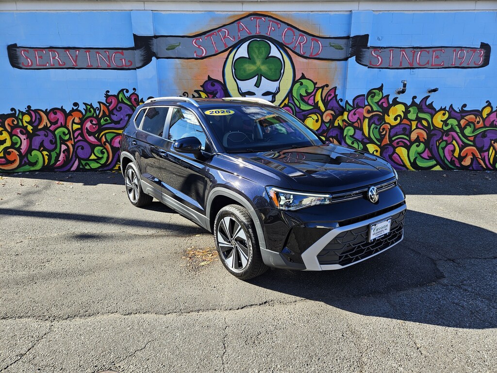 New 2025 Volkswagen Taos SE SUV