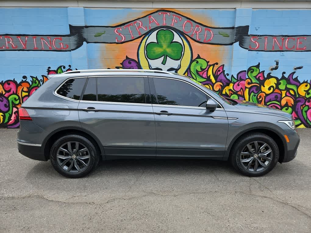 2022 Volkswagen Tiguan SE photo 3