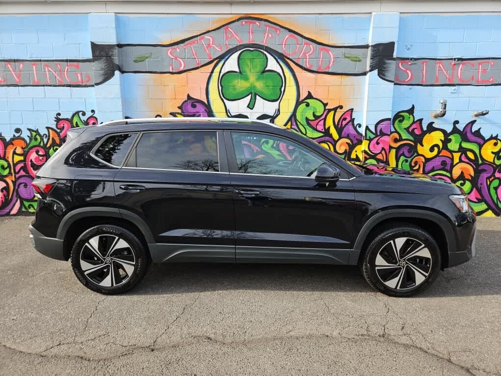 Certified 2025 Volkswagen Taos 1.5T SE SUV