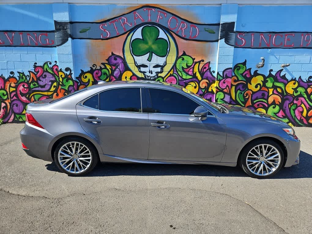 2014 Lexus IS 250 photo 3