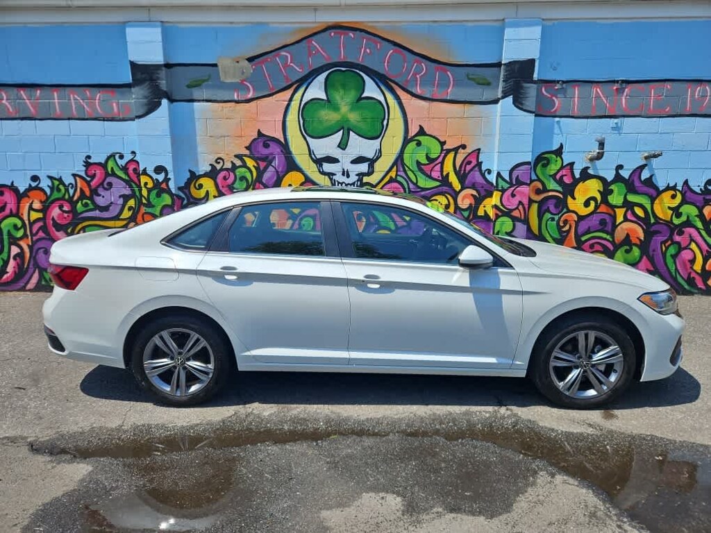 Certified 2023 Volkswagen Jetta 1.5T SE Sedan