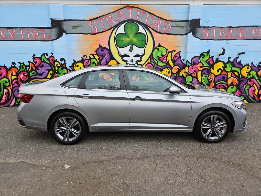 2023 Volkswagen Jetta 1.5T SE photo 3