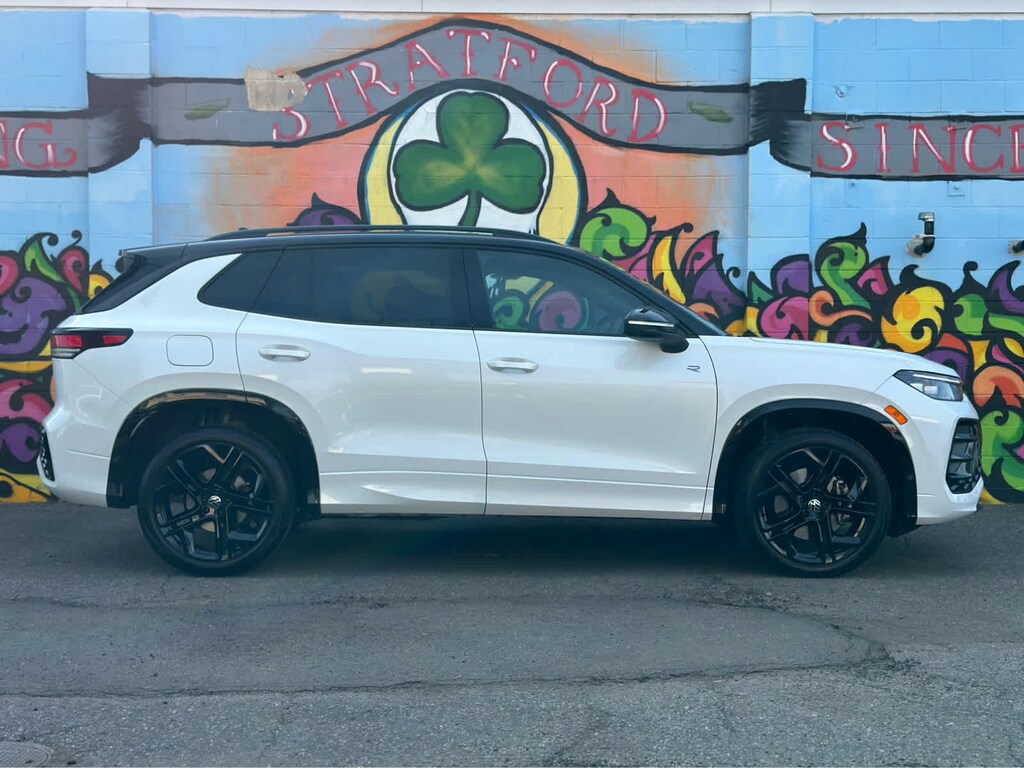 Certified 2025 Volkswagen Tiguan 2.0T SE R-Line Black SUV