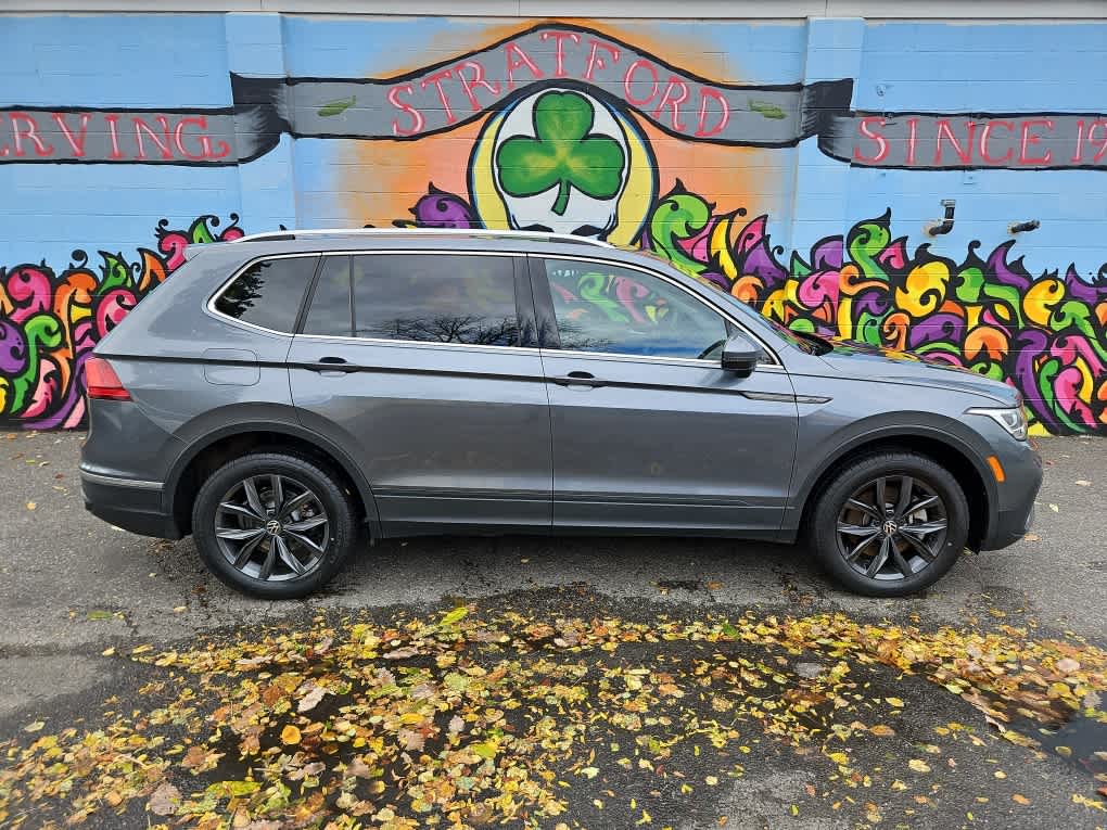 2022 Volkswagen Tiguan SE photo 3