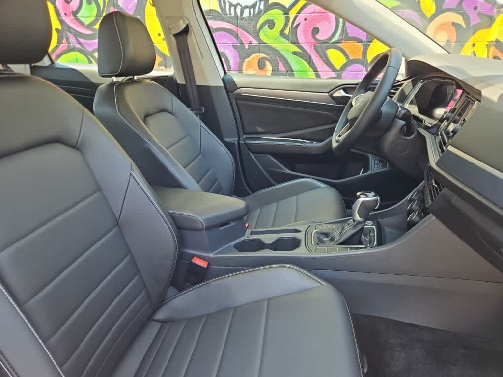 Certified 2023 Volkswagen Jetta 1.5T SE Sedan