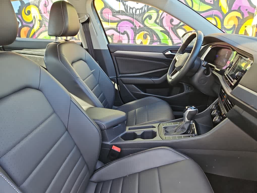 2022 Volkswagen Jetta 1.5T SE photo 4