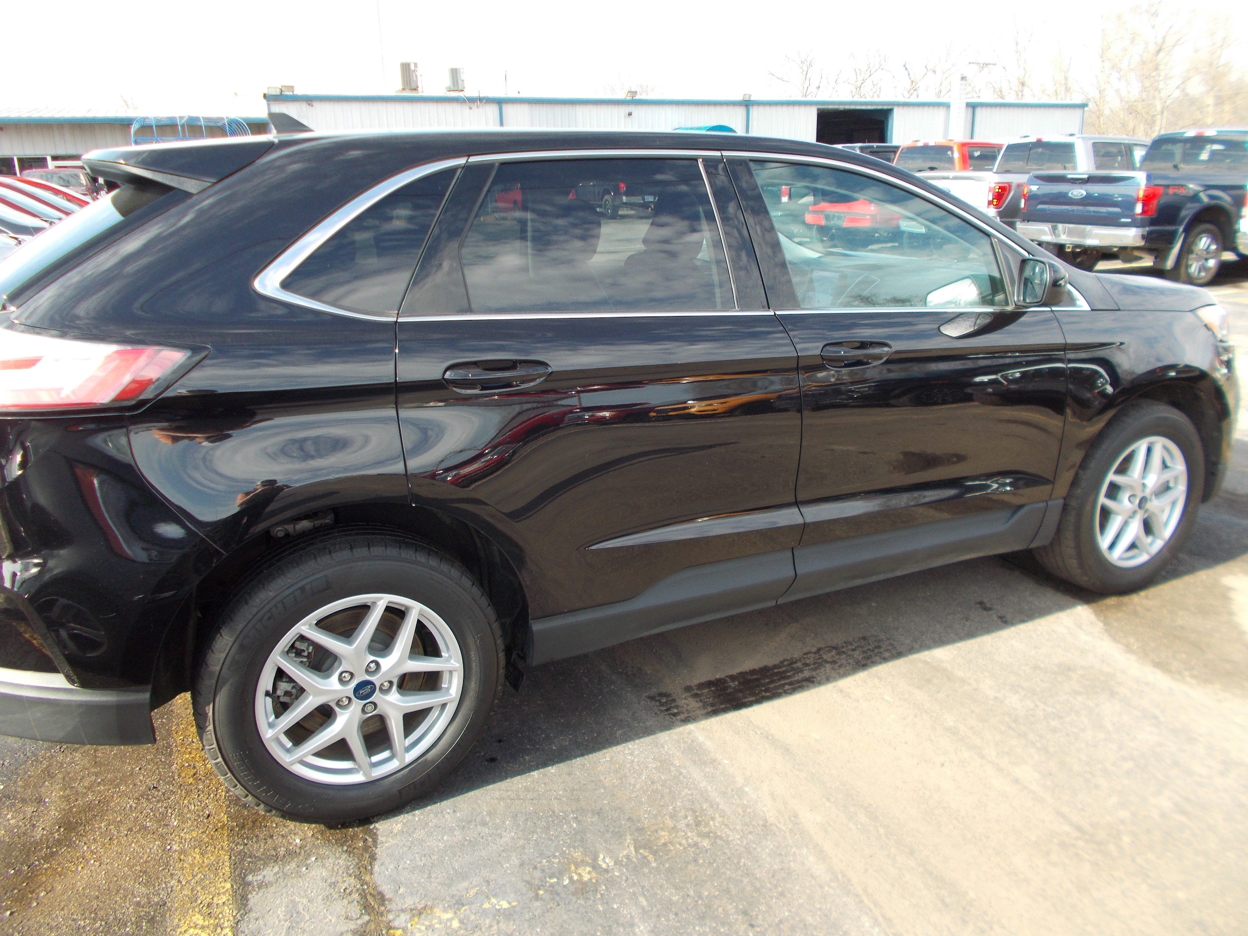 Used 2022 Ford Edge SEL with VIN 2FMPK4J92NBA72364 for sale in Doniphan, MO