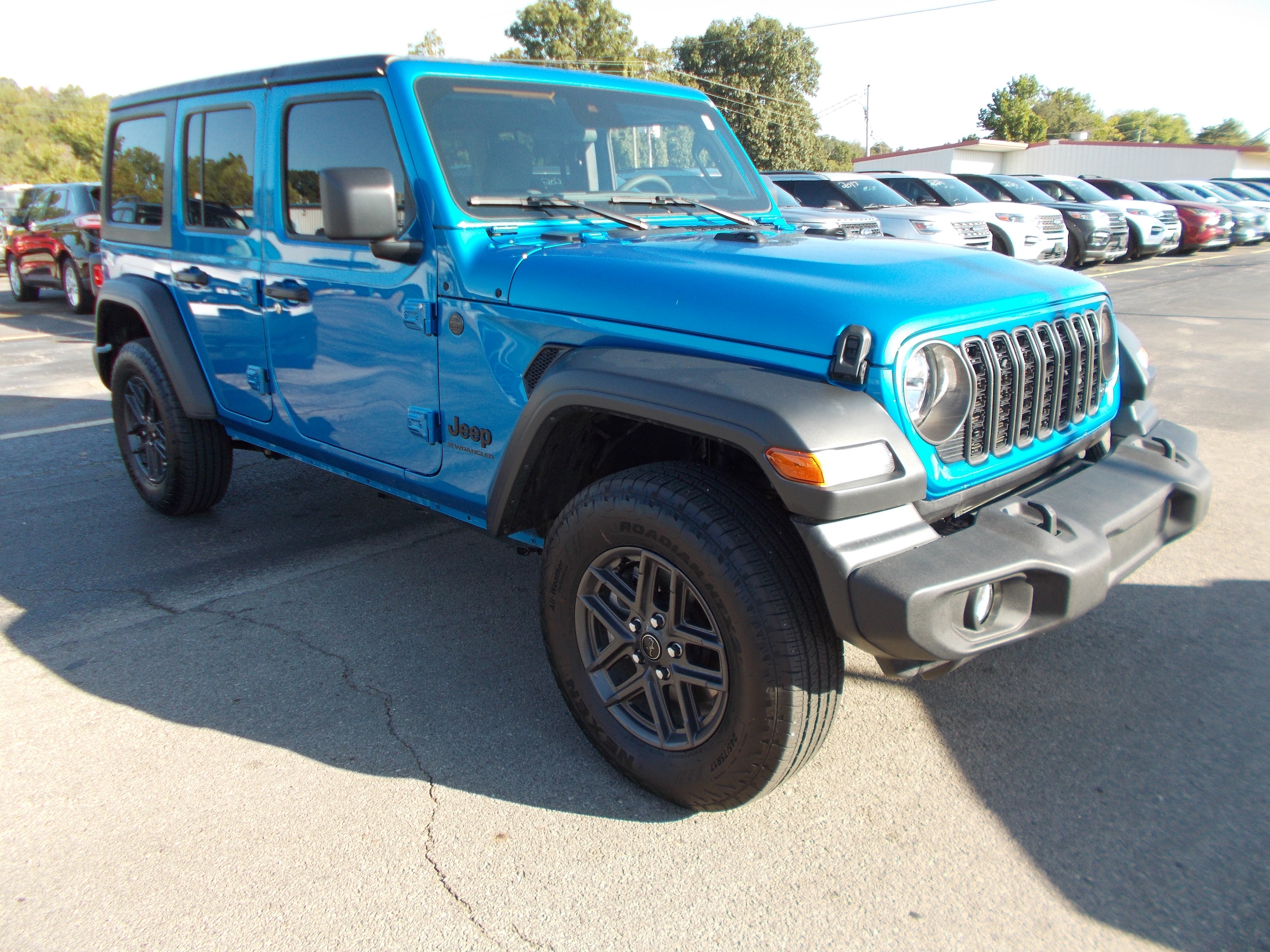 2024 Jeep Wrangler 4-Door Sport S's photo