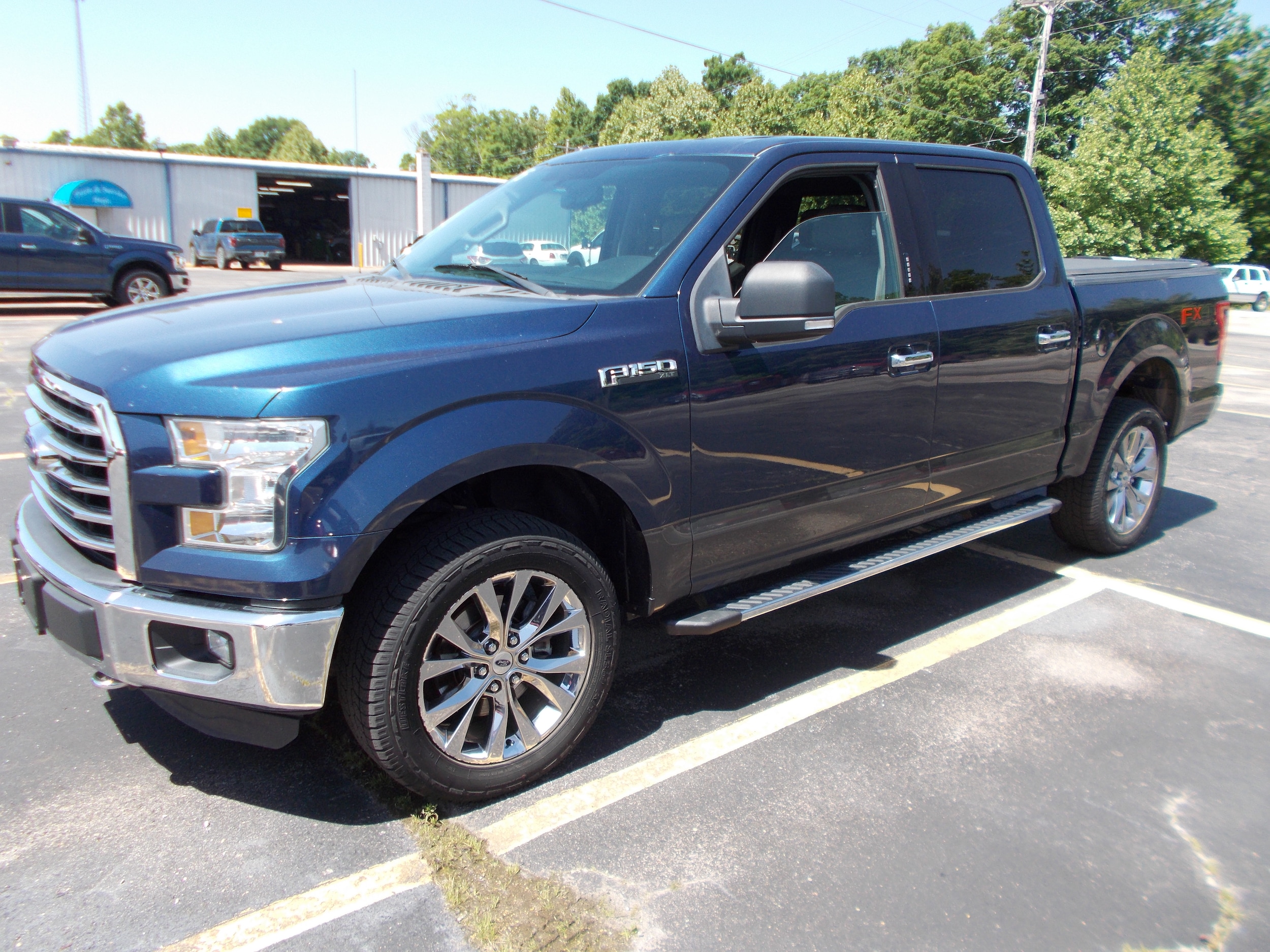 2015 Ford F-150 XLT 4x4 SuperCrew 145-in's photo