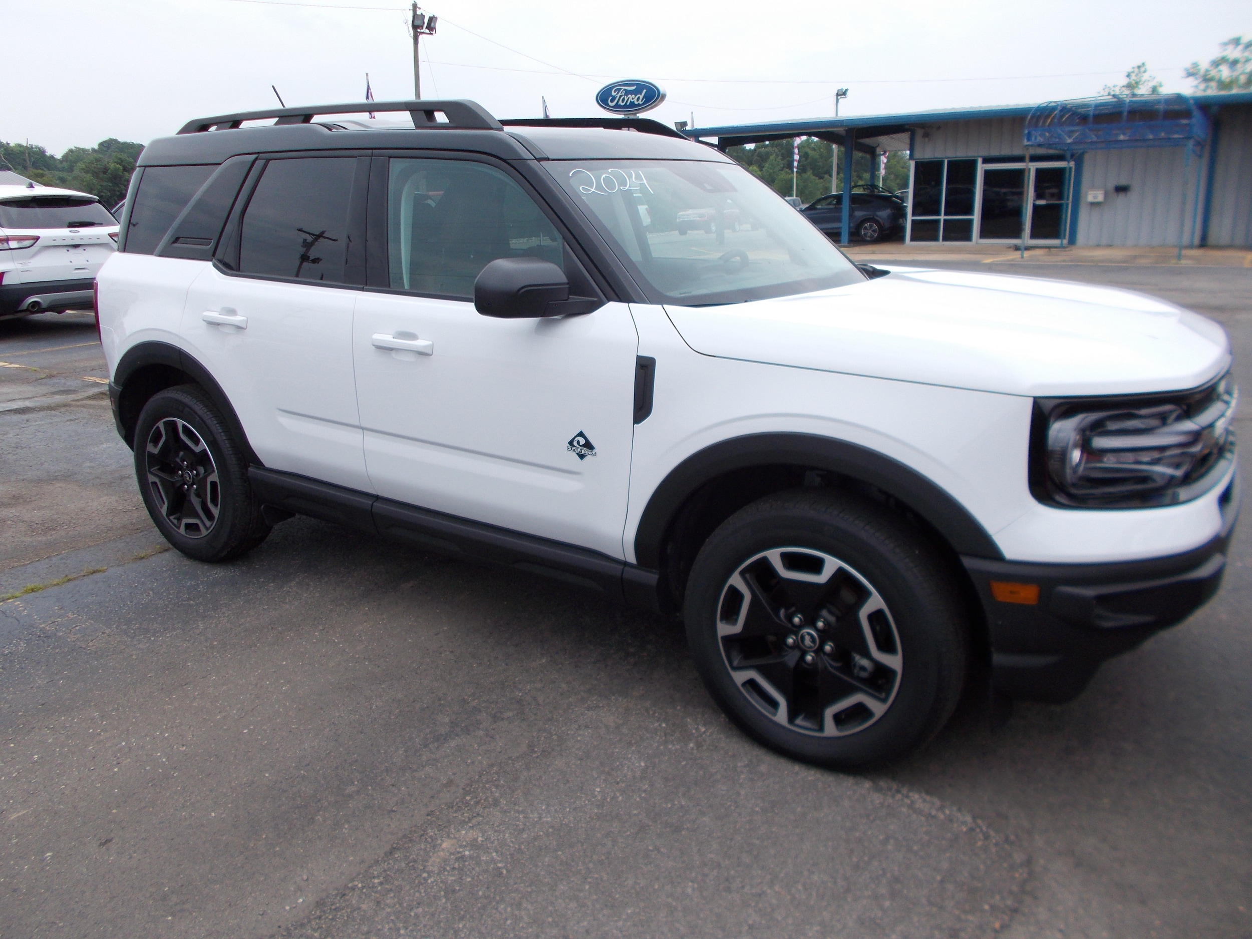 2024 Ford Bronco Sport Outer Banks's photo