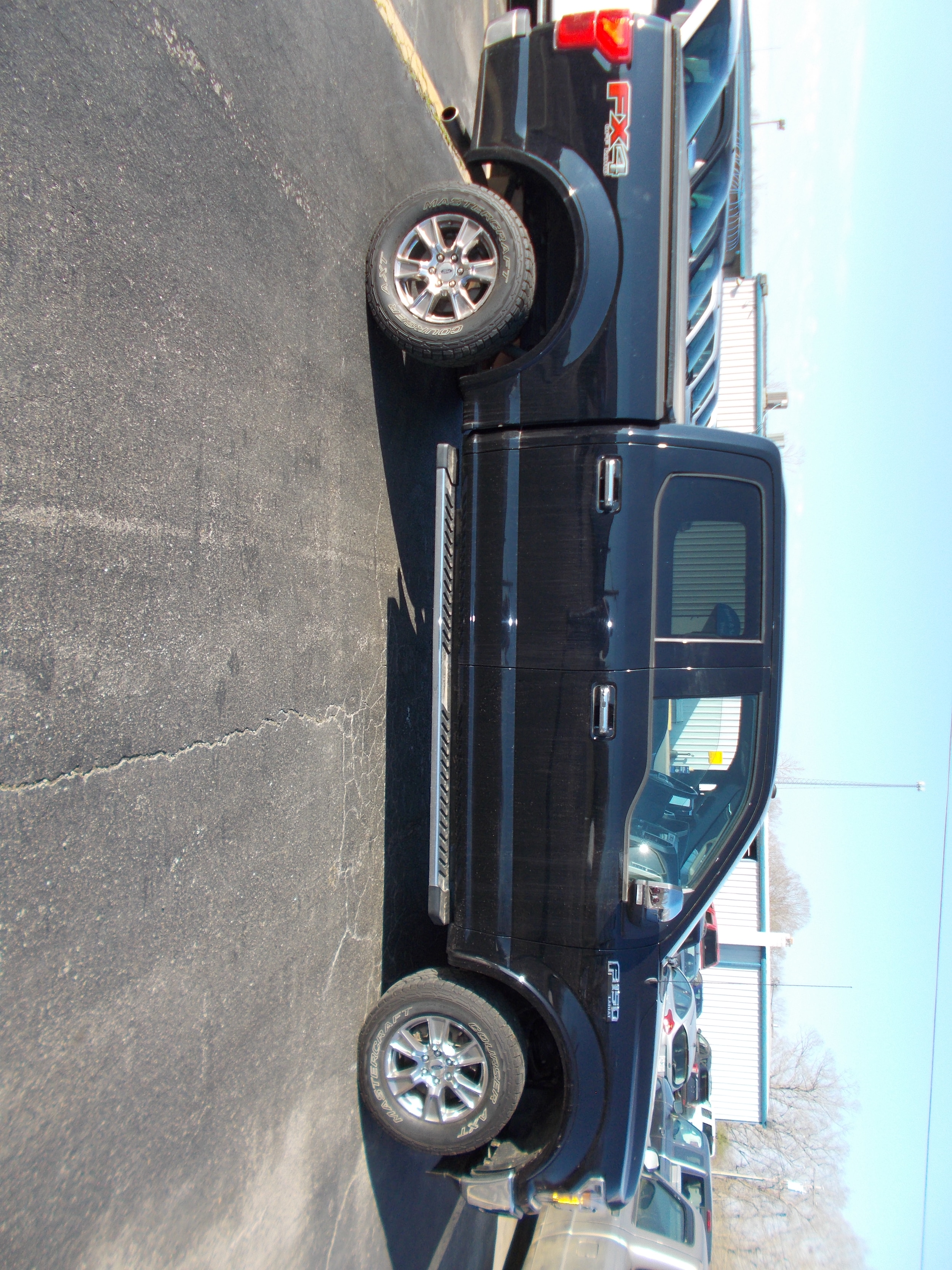 Used 2018 Ford F-150 Lariat with VIN 1FTEW1E53JKE58491 for sale in Doniphan, MO