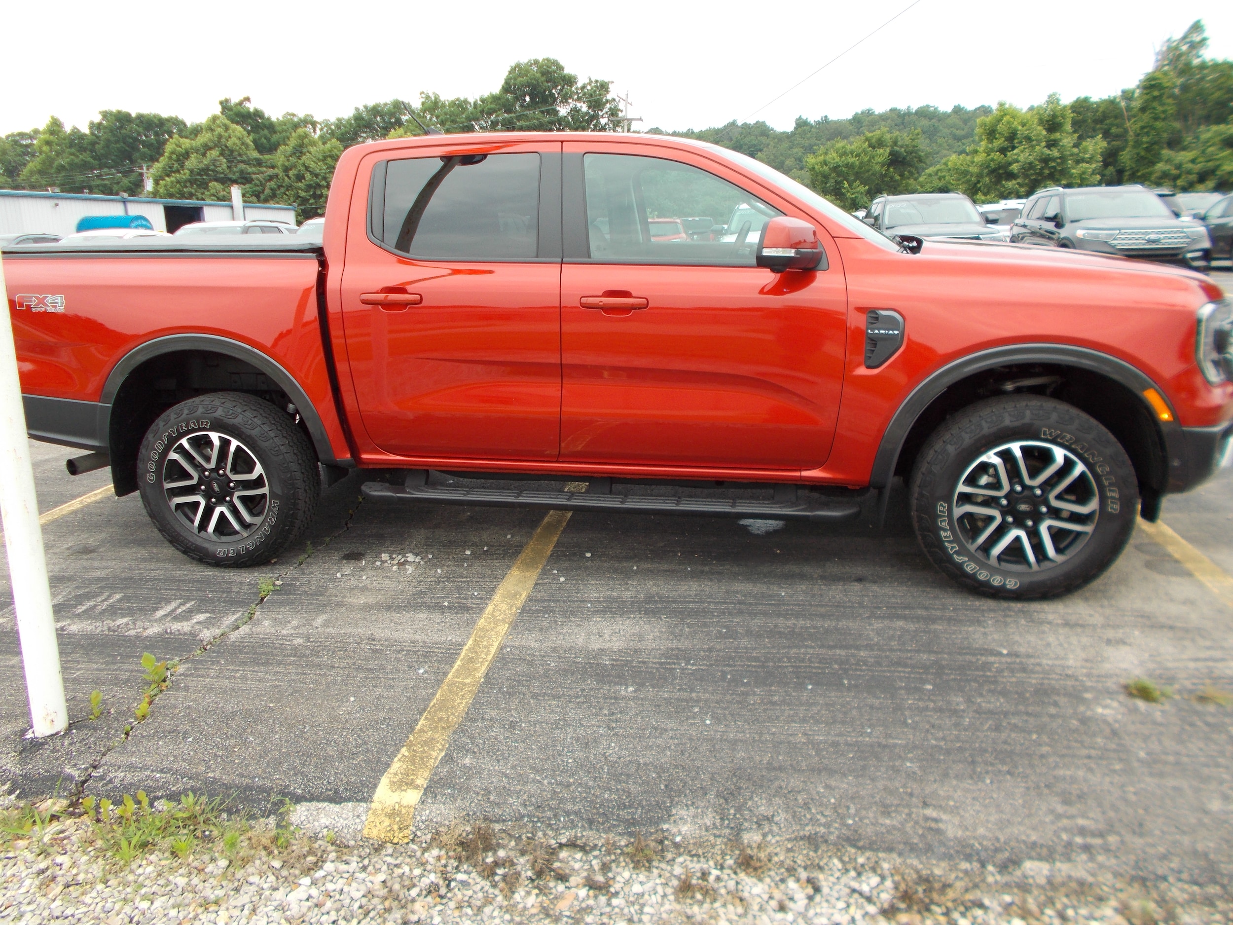 Used 2024 Ford Ranger Lariat with VIN 1FTER4KH2RLE00501 for sale in Doniphan, MO