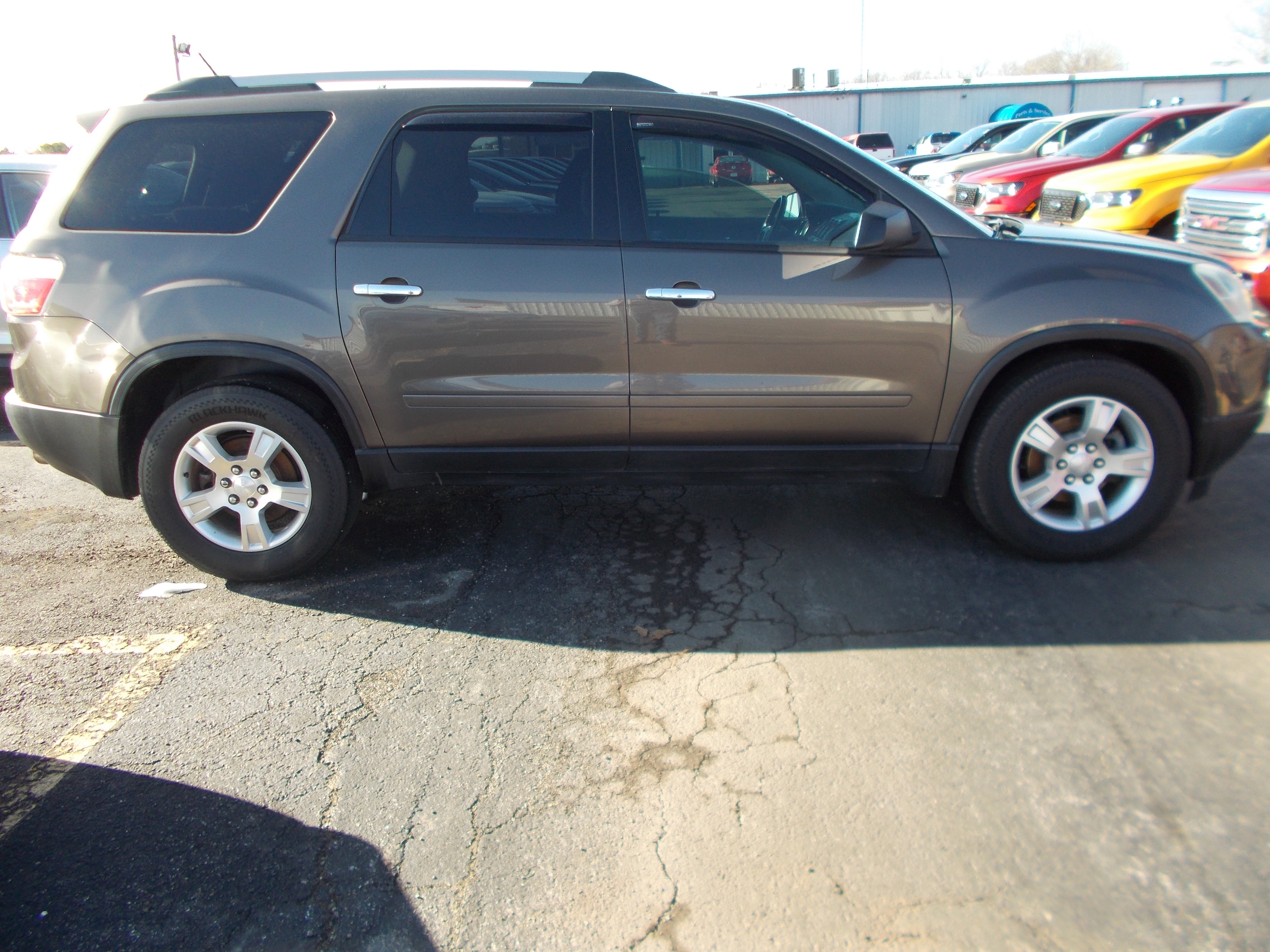 Used 2011 GMC Acadia SLE with VIN 1GKKRPED1BJ257690 for sale in Doniphan, MO