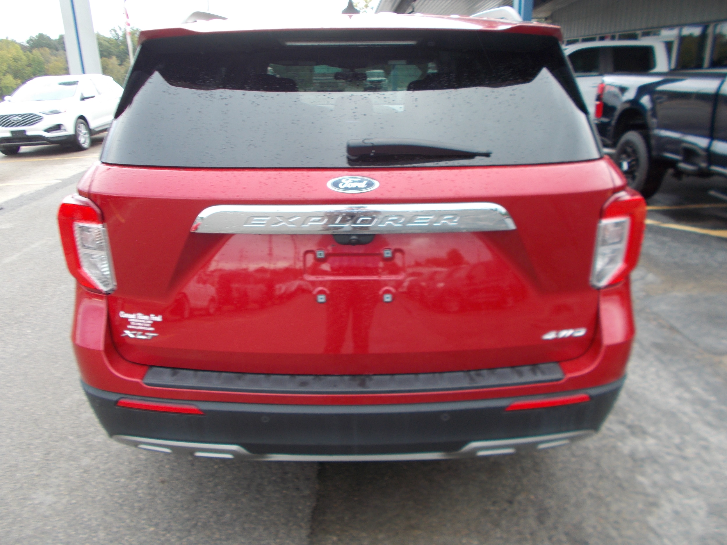 Used 2022 Ford Explorer XLT with VIN 1FMSK8DHXNGB97013 for sale in Doniphan, MO