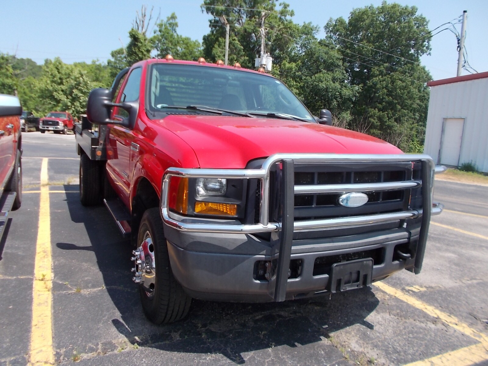 2006 Ford F-350 XLT photo 2