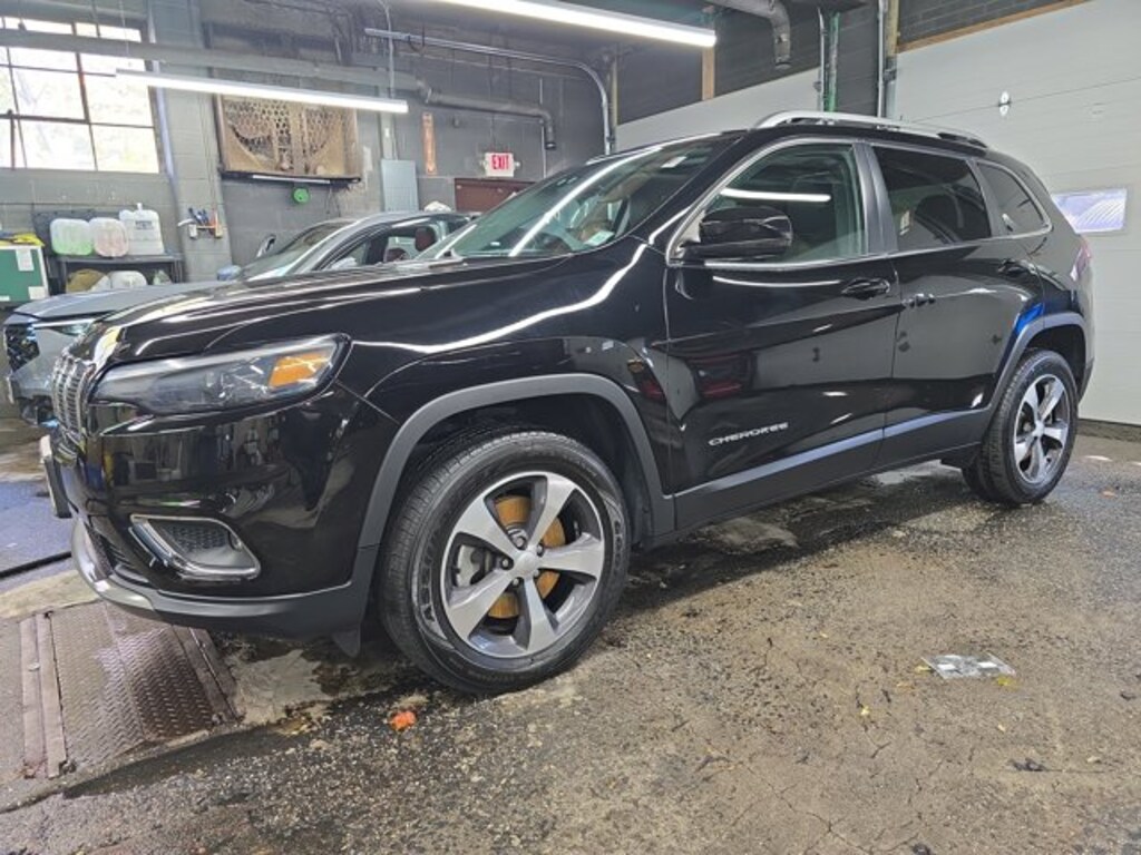 Used 2019 Jeep Cherokee Limited 4x4 SUV