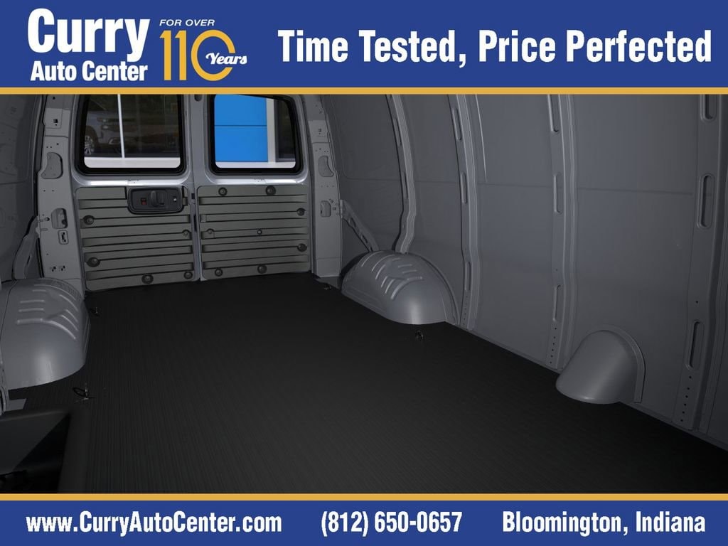 2025 Chevrolet Express Cargo Work Van - Photo 17