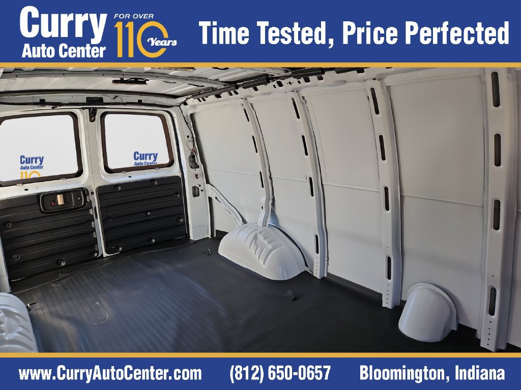 2025 Chevrolet Express Cargo Work Van - Photo 18
