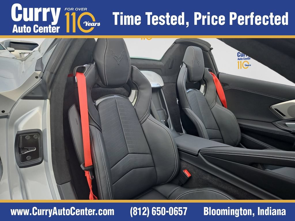 2027 Chevrolet Corvette 3LT - Photo 17