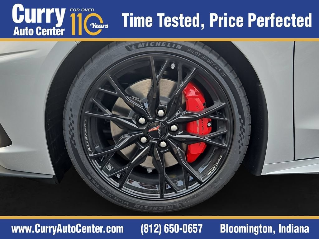 2027 Chevrolet Corvette 3LT - Photo 9