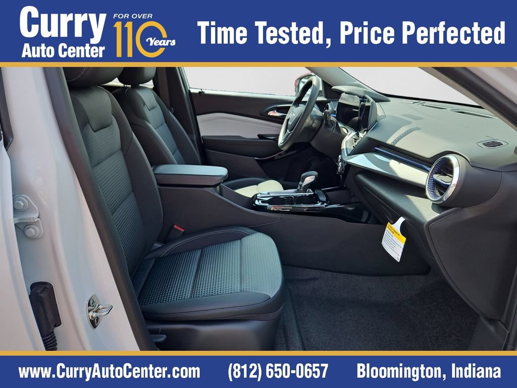 2026 Chevrolet Trax LT - Photo 15
