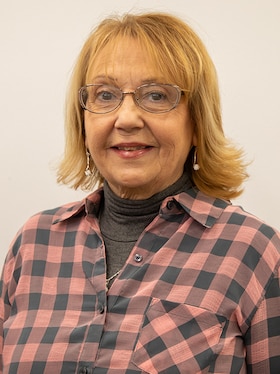 Staff member Lisa Payne-Ratliff from ID_e4fd55