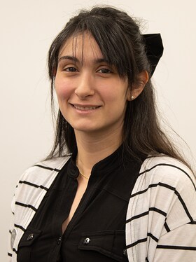 Staff member Nicole Fox from ID_f2ef16