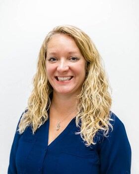 Staff member Amy Chitwood from ID_7869af