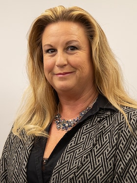 Staff member Jessica Lucia from ID_93a9e7