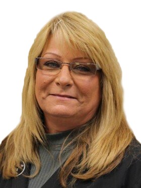 Staff member Tonya McCoy from ID_f2ef16