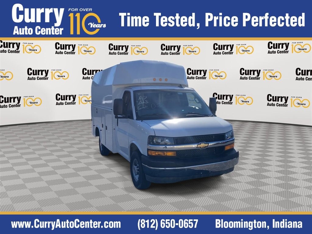 New 2025 Chevrolet Express Cutaway 3500 1WT Cutaway Van
