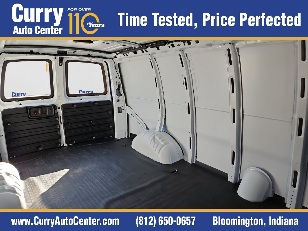 2025 Chevrolet Express Cargo Work Van - Photo 18