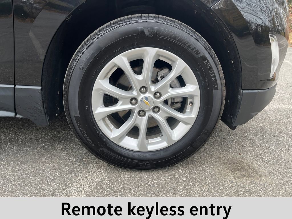 Used 2018 Chevrolet Equinox LT with VIN 2GNAXSEV1J6257717 for sale in Scarsdale, NY