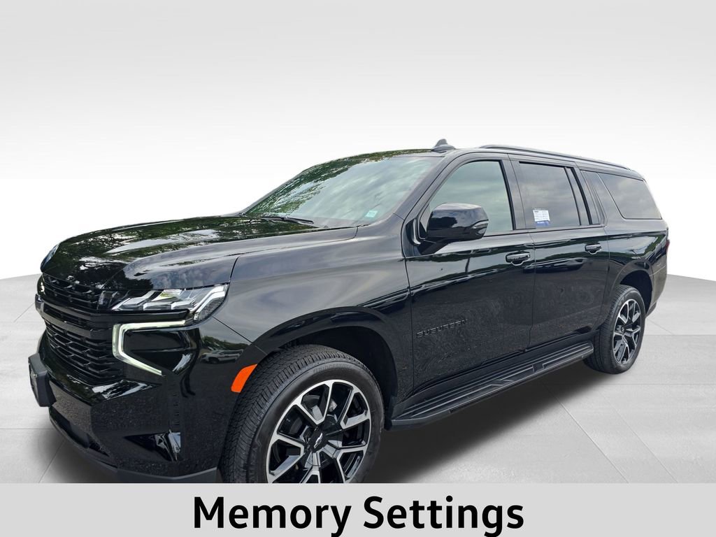 2024 Chevrolet Suburban RST photo 2