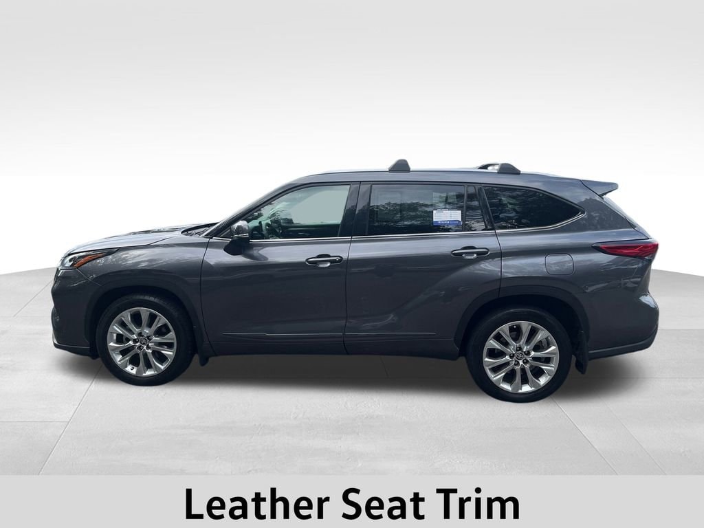 Used 2022 Toyota Highlander Limited SUV