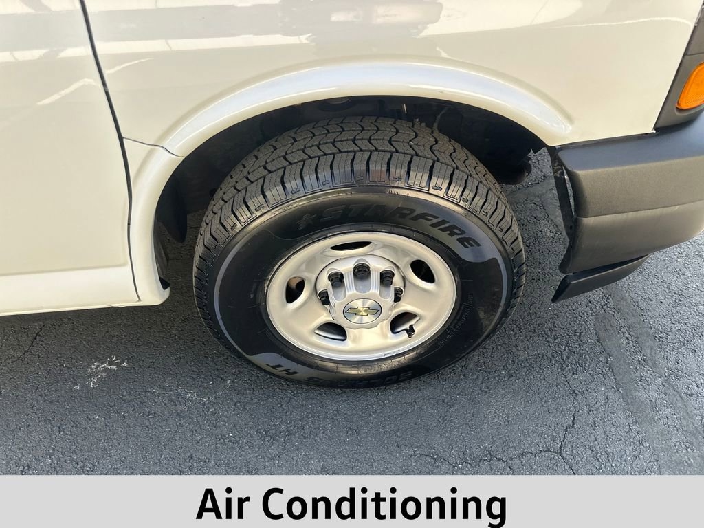 Used 2022 Chevrolet Express Passenger LS with VIN 1GAZGNFPXN1288317 for sale in Scarsdale, NY