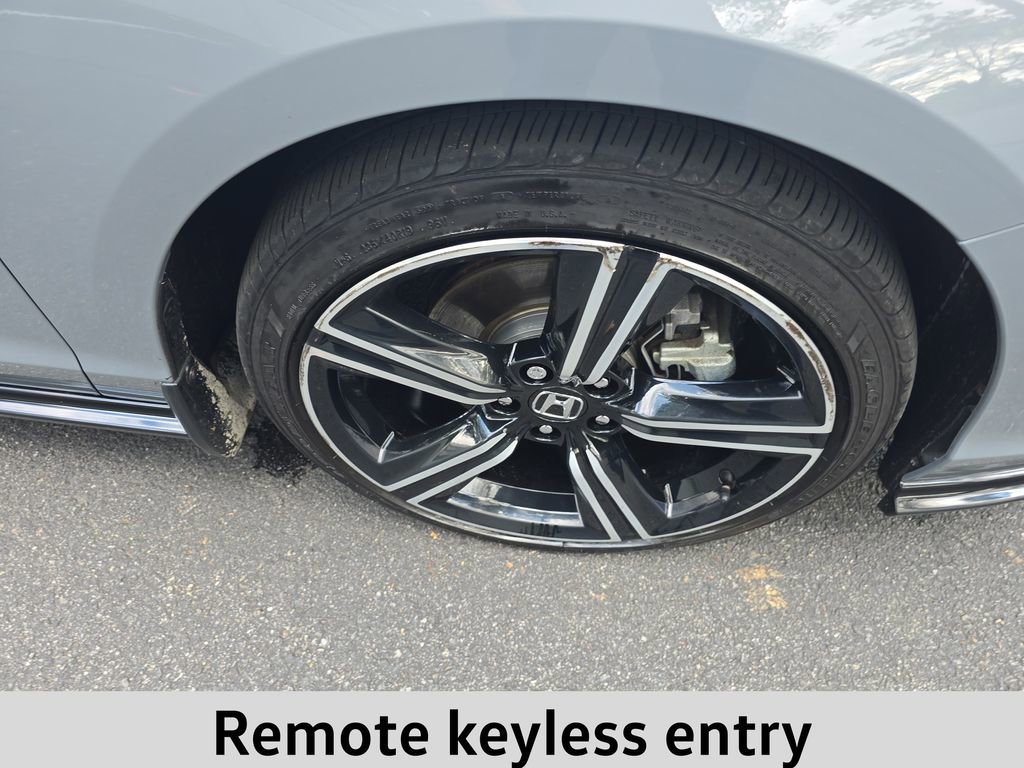 2024 Honda Accord Hybrid Sport-L photo 2