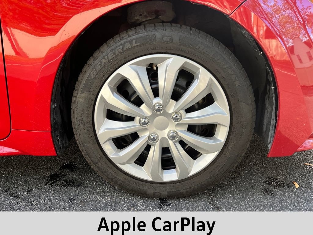 Used 2020 Toyota Corolla LE with VIN 5YFEPRAE2LP066480 for sale in Scarsdale, NY