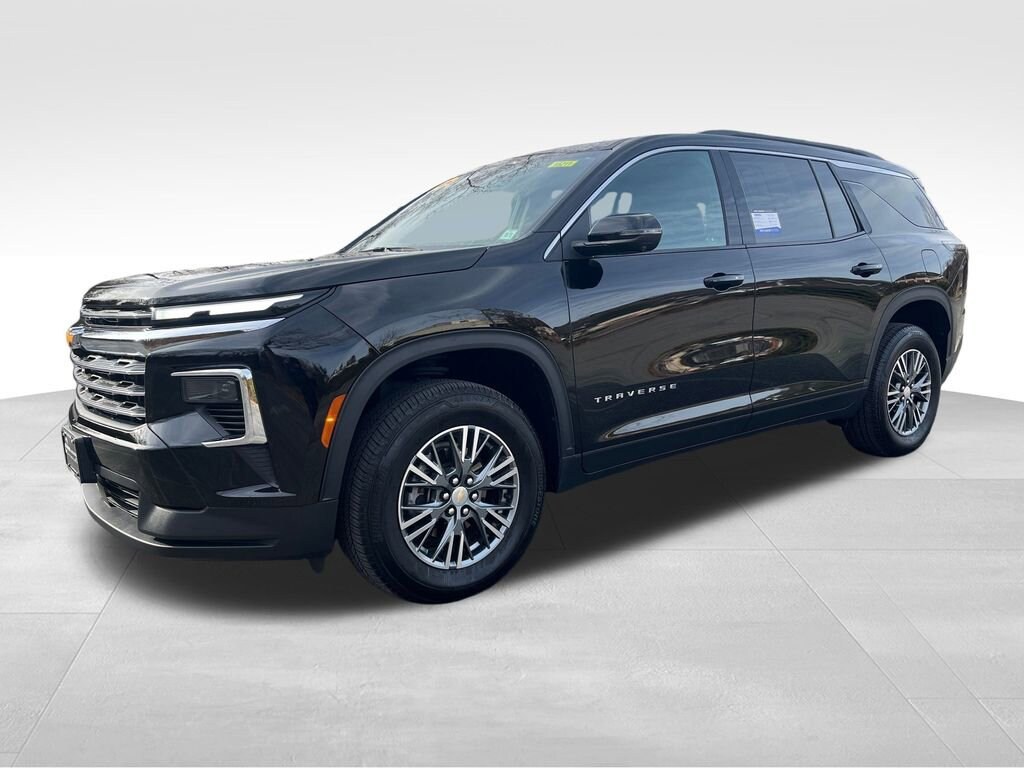Used 2024 Chevrolet Traverse LT SUV
