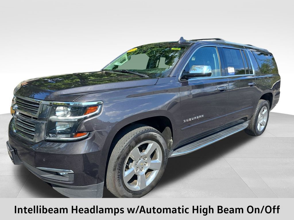 2017 Chevrolet Suburban Premier photo 3