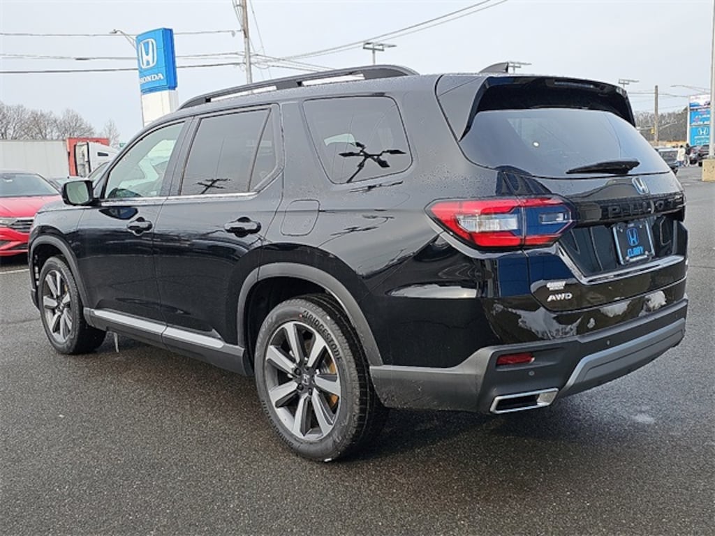 New 2025 Honda Pilot Elite SUV