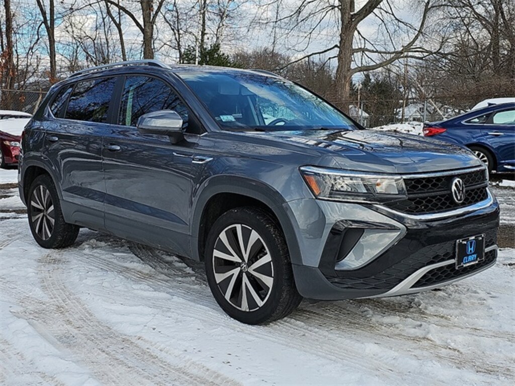 Used 2022 Volkswagen Taos 1.5T SE 4MOTION SUV