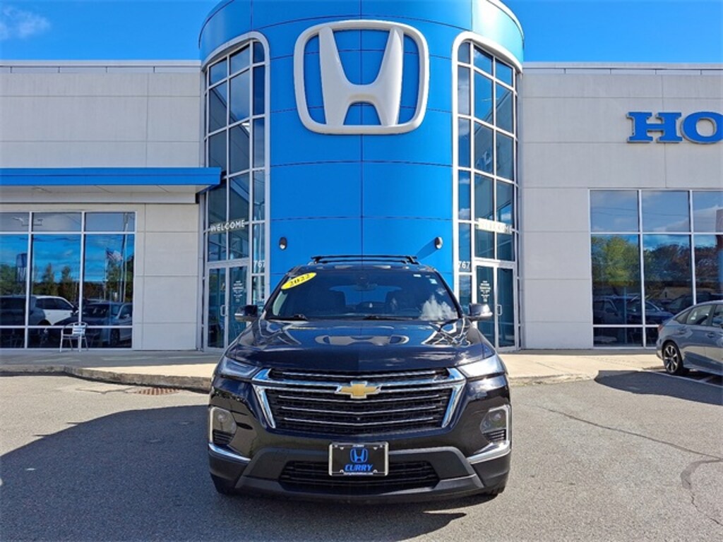 Used 2022 Chevrolet Traverse LT Cloth w/1LT SUV