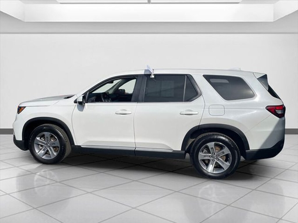 Used 2025 Honda Pilot EX-L SUV